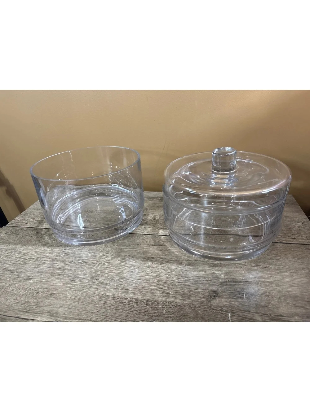 Set of 3 Clear Glass Storage Bowls with Lid